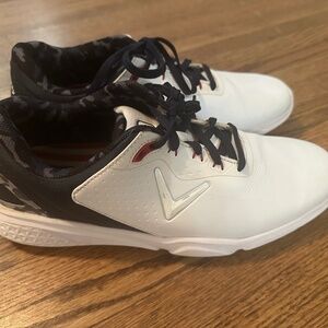 Men’s 8.5 golf shoes
